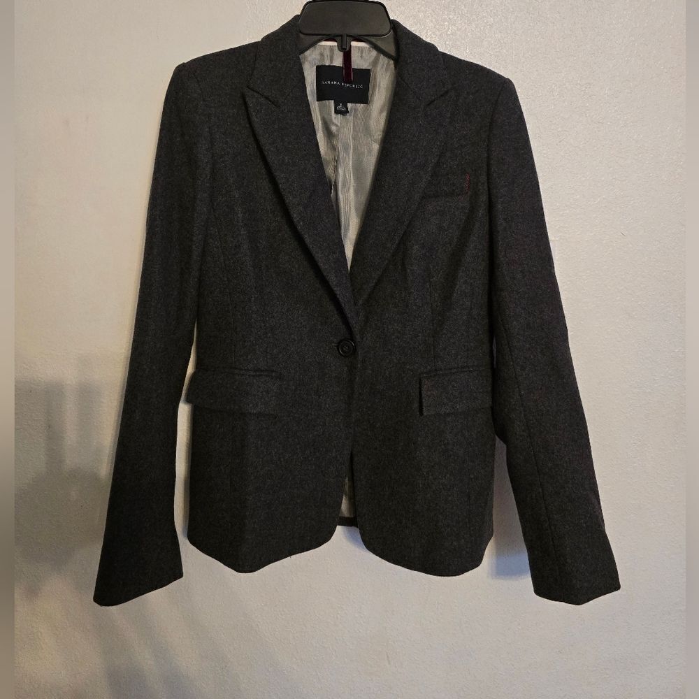 Banana Republic Wool Blend Gray Blazer Size 2
